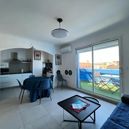 Apartment Roussillon Avec Terrasse *